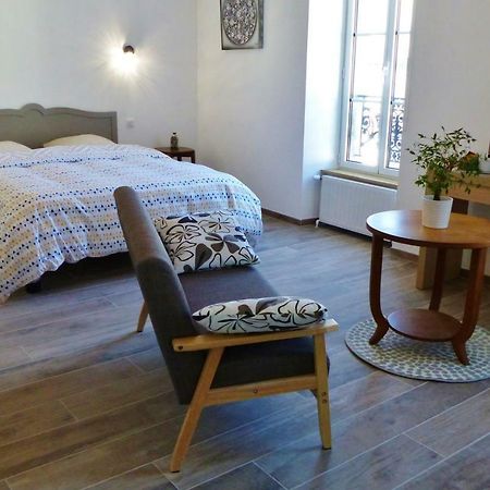 Residence Des 14 Moulins ปง-ตาเวน ภายนอก รูปภาพ